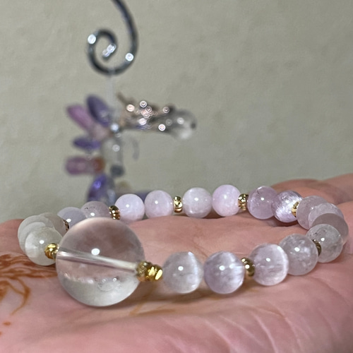 は自分にプチご褒美を 大玉エンジェルラダー໒꒱· ゜キャッツアイクンツァイトブレス໒ ブレスレット・バングル