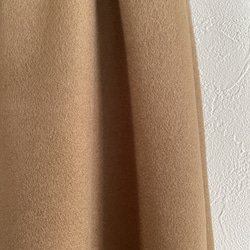 カシミヤ混ウールのフレアスカート(キャメルブラウン) 3枚目の画像