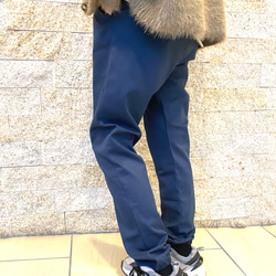 ストレッチ素材ゆったり楽ちんもんぺパンツ　ネイビー 4枚目の画像
