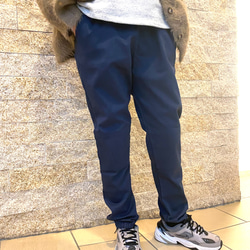 ストレッチ素材ゆったり楽ちんもんぺパンツ　ネイビー 2枚目の画像