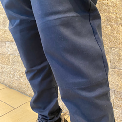 ストレッチ素材ゆったり楽ちんもんぺパンツ　ネイビー 5枚目の画像