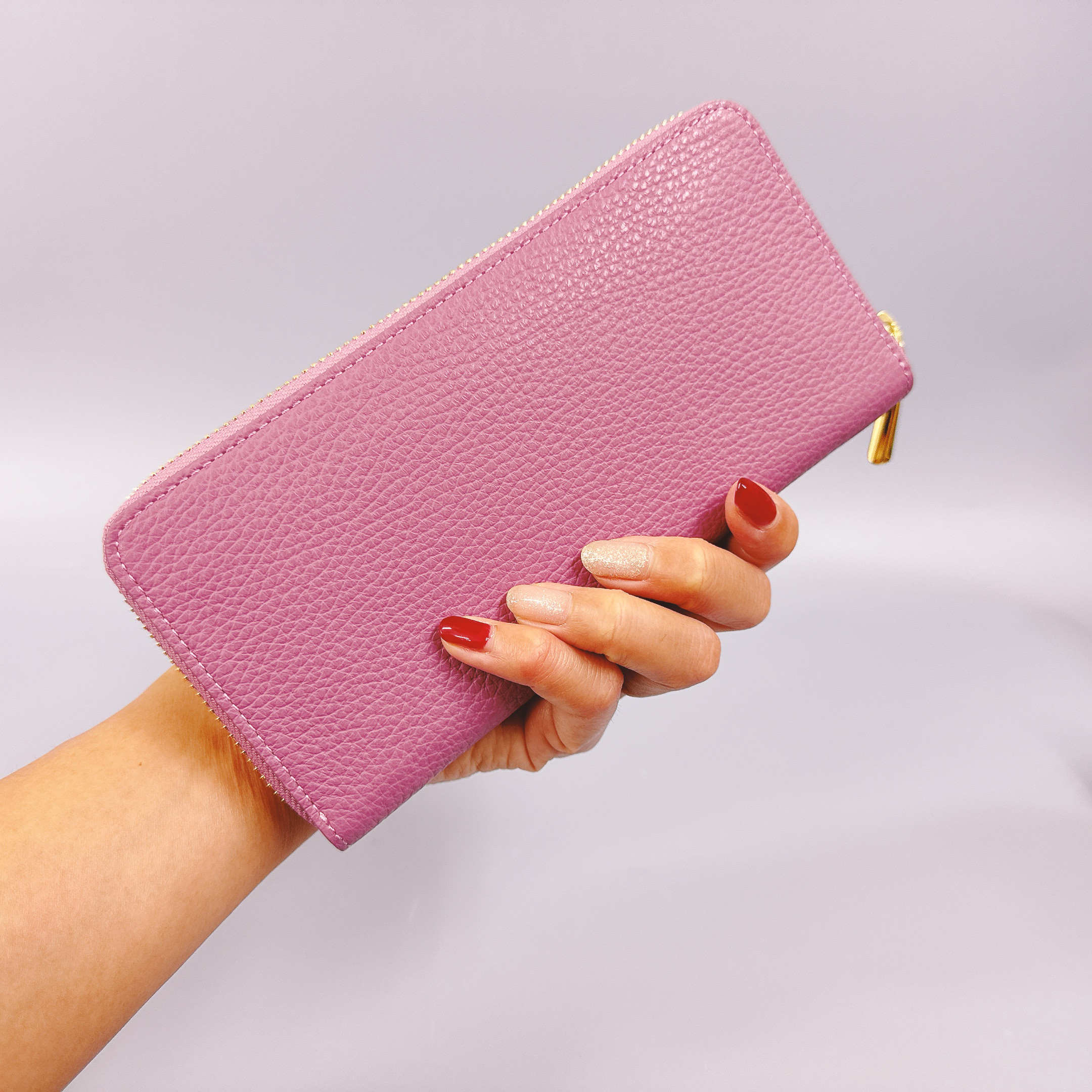 ラウンド長財布 Zip-Around Wallet イタリア革　シュリンク　ラベンダー