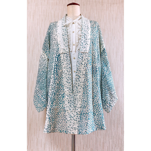 展示品　◇着物リメイク◇  セットアップ　黄緑　総柄　ベルト付き　1点もの ◇着物リメイク◇ セットアップ 黄緑×ホワイト ベルト付き 1点