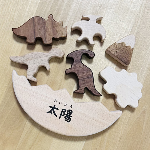 ♡オーダー♡木の恐竜☆名前入り☆