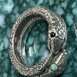 silver925 ouroboros ring w/sapphire 9枚目の画像