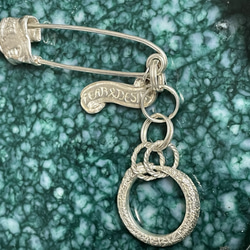 silver925 safty pin & ouroboros ring key chain 1枚目の画像