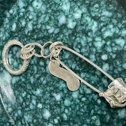 silver925 safty pin & ouroboros ring key chain 3枚目の画像
