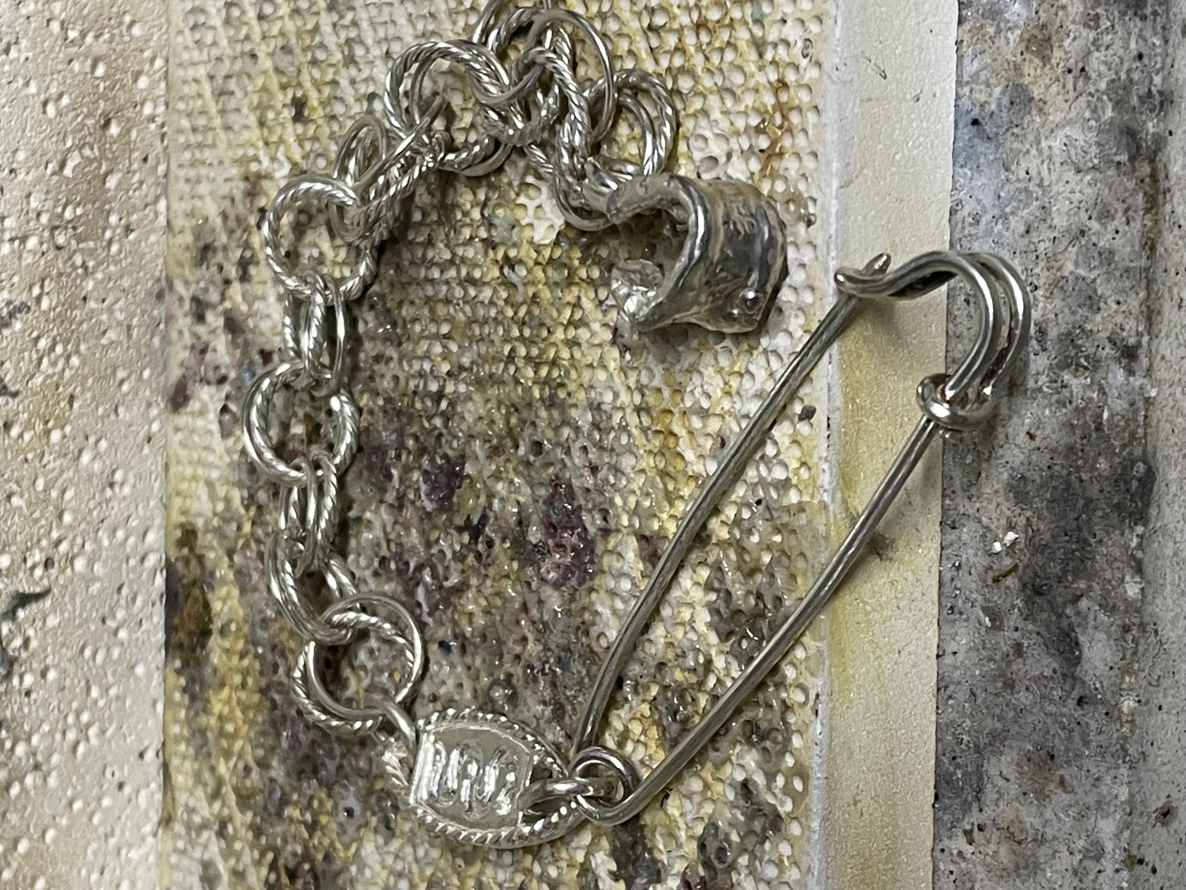 silver925 safty pin bracelet