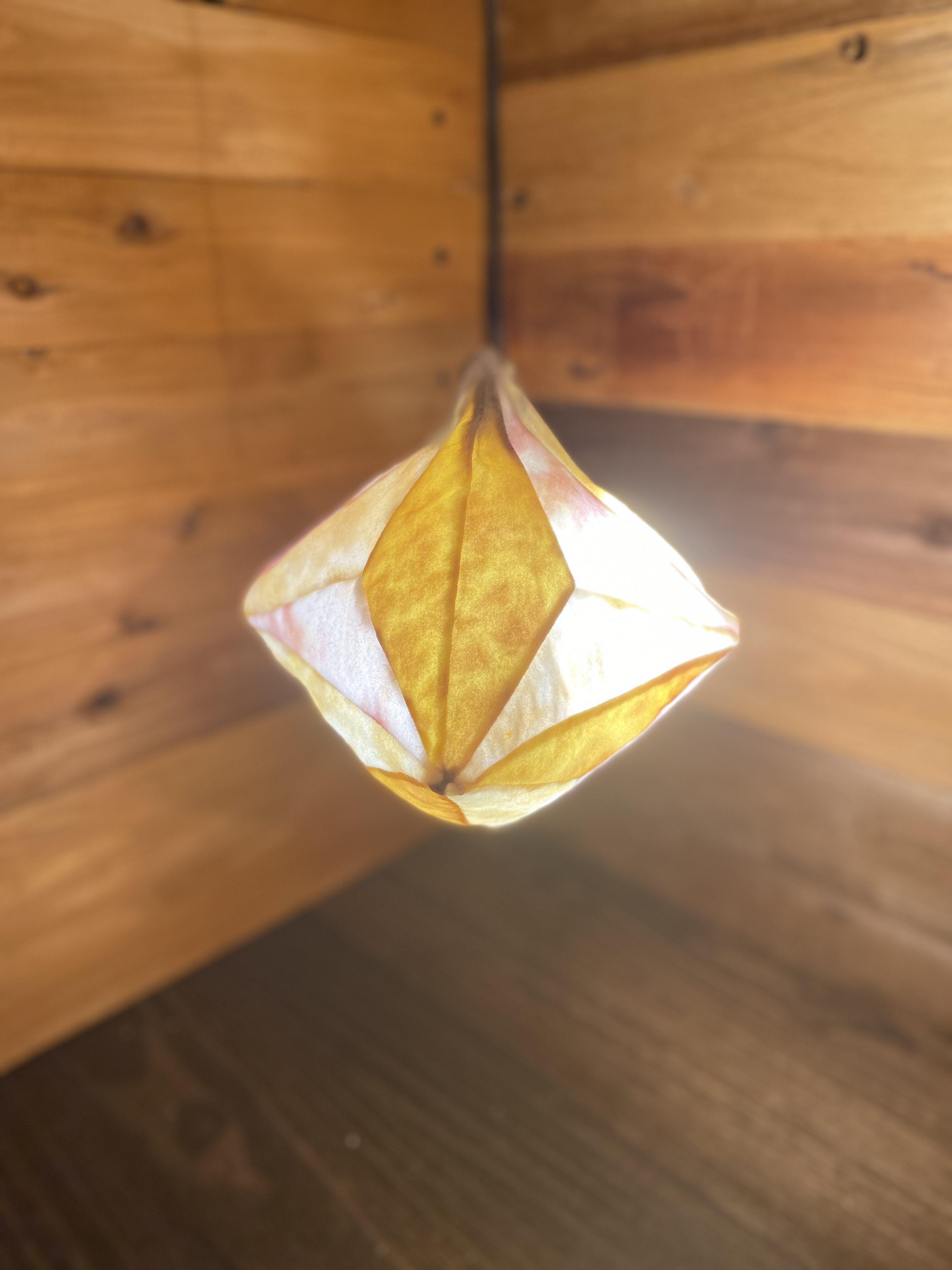 幾何学ランプ -3方8面体- 茶×ピンクベージュ×ベージュ