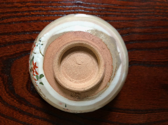 京燒/清水燒釉上彩抹茶碗時令花卉（梅花、櫻花、鐵絲、三葉草
