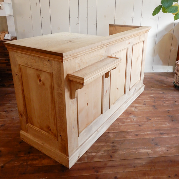 ケーキ屋さん向け冷蔵ショーケース埋込みレジカウンターW1650 スイーツ店向けショーケースカウンター オーダーメイド家具 本体600 荷物棚130