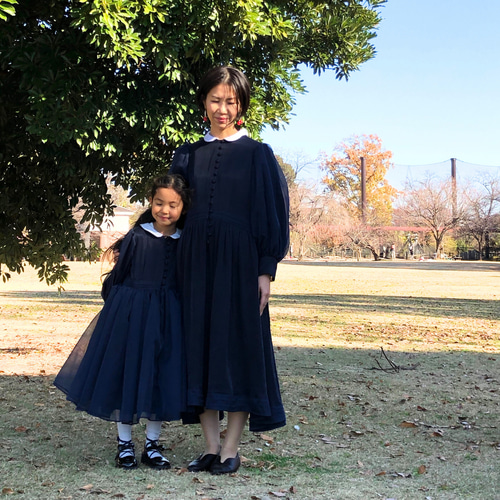 大人用】くるみボタンがならんだ長袖フォーマルワンピース ワンピース