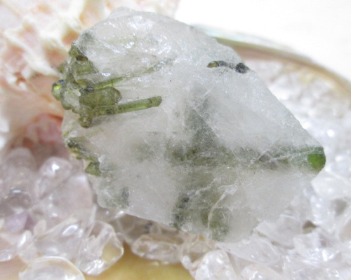 天然石 原石 グリ－ントルマリン・クォーツ母岩 48g 天然石 Rose