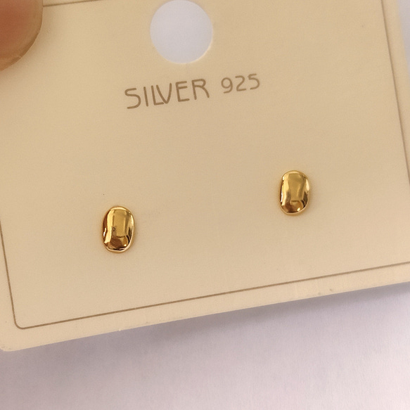 18K　SV925　ゴールド　小豆　ミニ　かわいい　ピアス 1枚目の画像