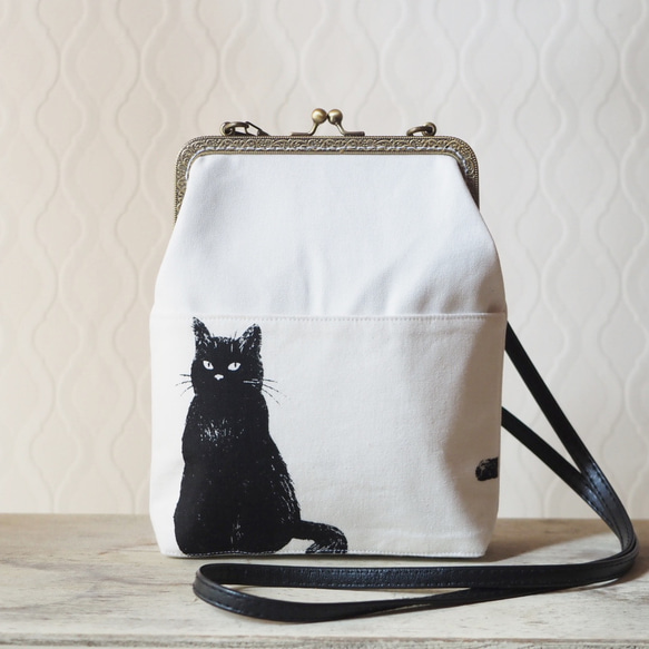 黒猫の帆布がま口サコッシュ/ショルダーバッグ/がま口バッグ