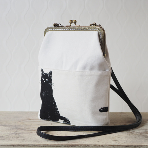 【美品】アニエスベー　RITA がま口　ショルダーバッグ　サコッシュ　黒 美品】アニエスベー RITA がま口 ショルダーバッグ サコッシュ 黒