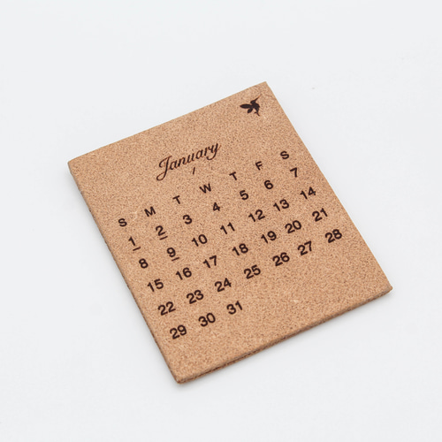 本革 2023年 卓上カレンダー 12ヶ月分 ヌメ革（トコ面） レーザー 開始