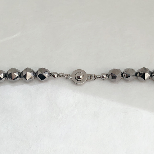 テラヘルツスターカット8mmネックレス38cm⭐️氷の上に置くと溶けます