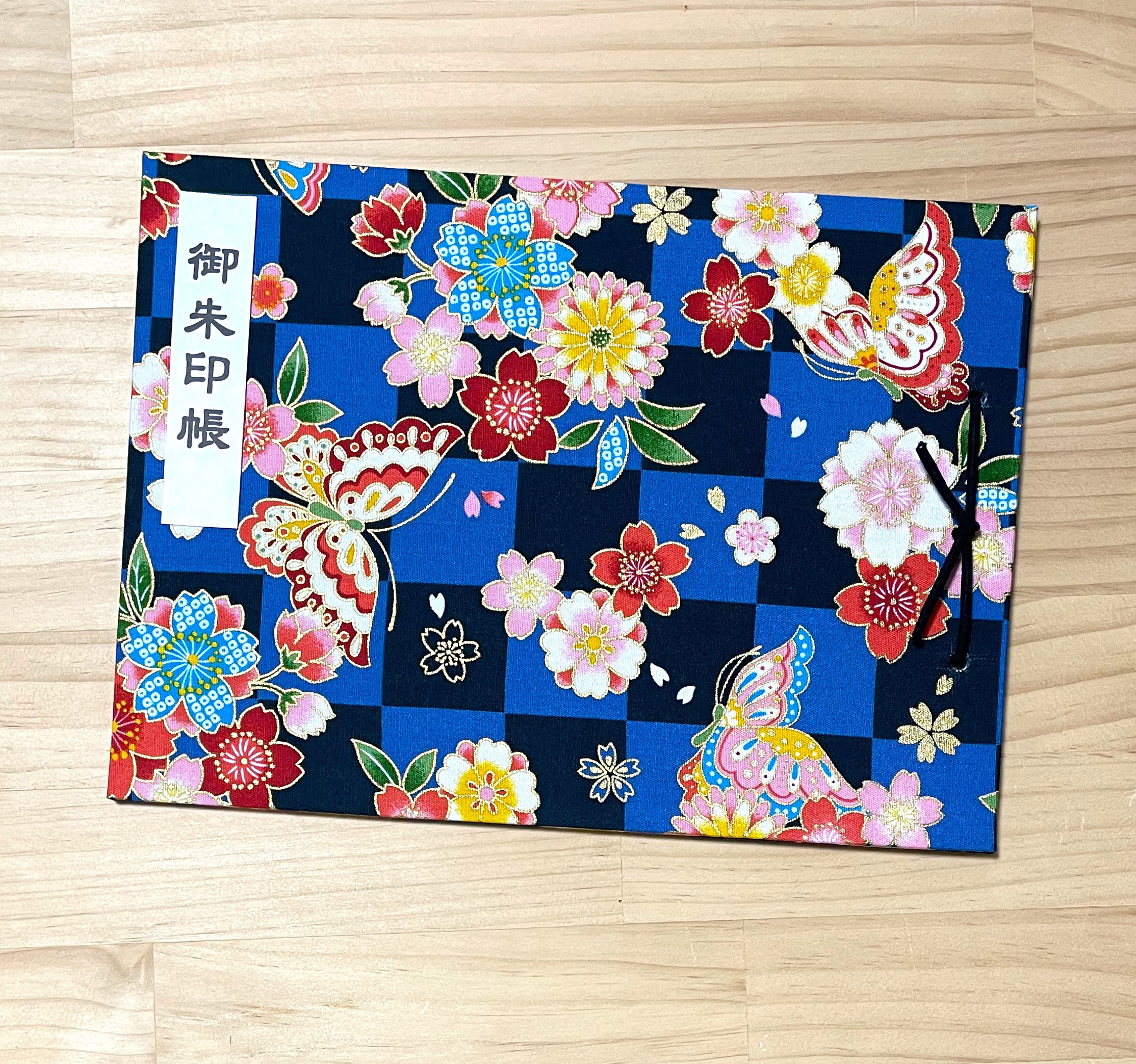 ティアラ　御朱印帳（見開き／大判）　御朱印ホルダー（大／小）プレゼント用 ティアラ 御朱印帳（見開き／大判） 御朱印ホルダー（大／小