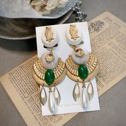 大ぶり蝶々とパープルのヴィンテージピアス ピアス（その他） cucca168