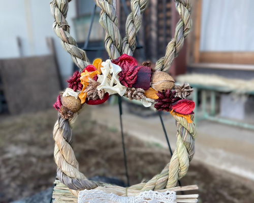 天然稲穂のうさぎ型しめ縄 赤のポプリ しめ縄・しめ飾り 咲結 ❀emi