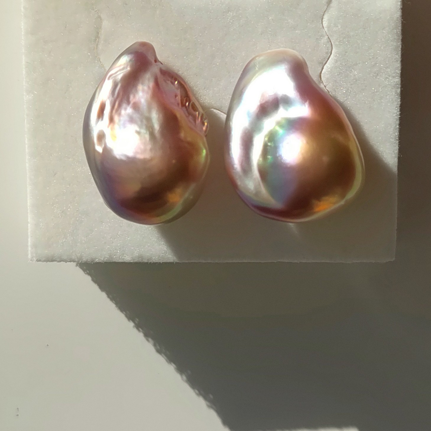 14Kgf　希少天然色　 淡水バロックパールピアス　紫　一点もの　裏返し防止キャッチ付　入学式　卒業式