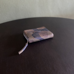イタリア産牛革『エル・ヴァケーロ』二つ折りラウンドファスナー財布『グリーン』 3枚目の画像