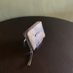 イタリア産牛革『エル・ヴァケーロ』二つ折りラウンドファスナー財布『グリーン』 2枚目の画像