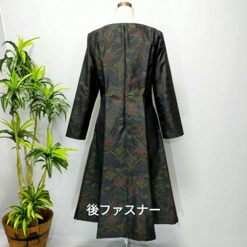 着物リメイク♤大島紬正絹♤Ａラインワンピース長袖紺地の花柄 着物リメイク 花柄ワンピース 大島紬 2WAY Aライン プリンセス