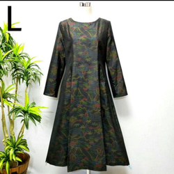 着物リメイク　ワンピース　Aライン 2WAY 花柄　Lサイズ　Vネック　大島紬 着物リメイク ワンピース Aライン 2WAY 花柄 Vネック フレア