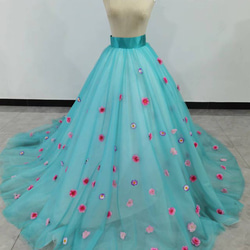 オーバードレス   チュールスカート 色直し　お花びら付き　ウエディングドレス　結婚式　花嫁DIY　 1枚目の画像