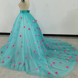 オーバードレス   チュールスカート 色直し　お花びら付き　ウエディングドレス　結婚式　花嫁DIY　 2枚目の画像