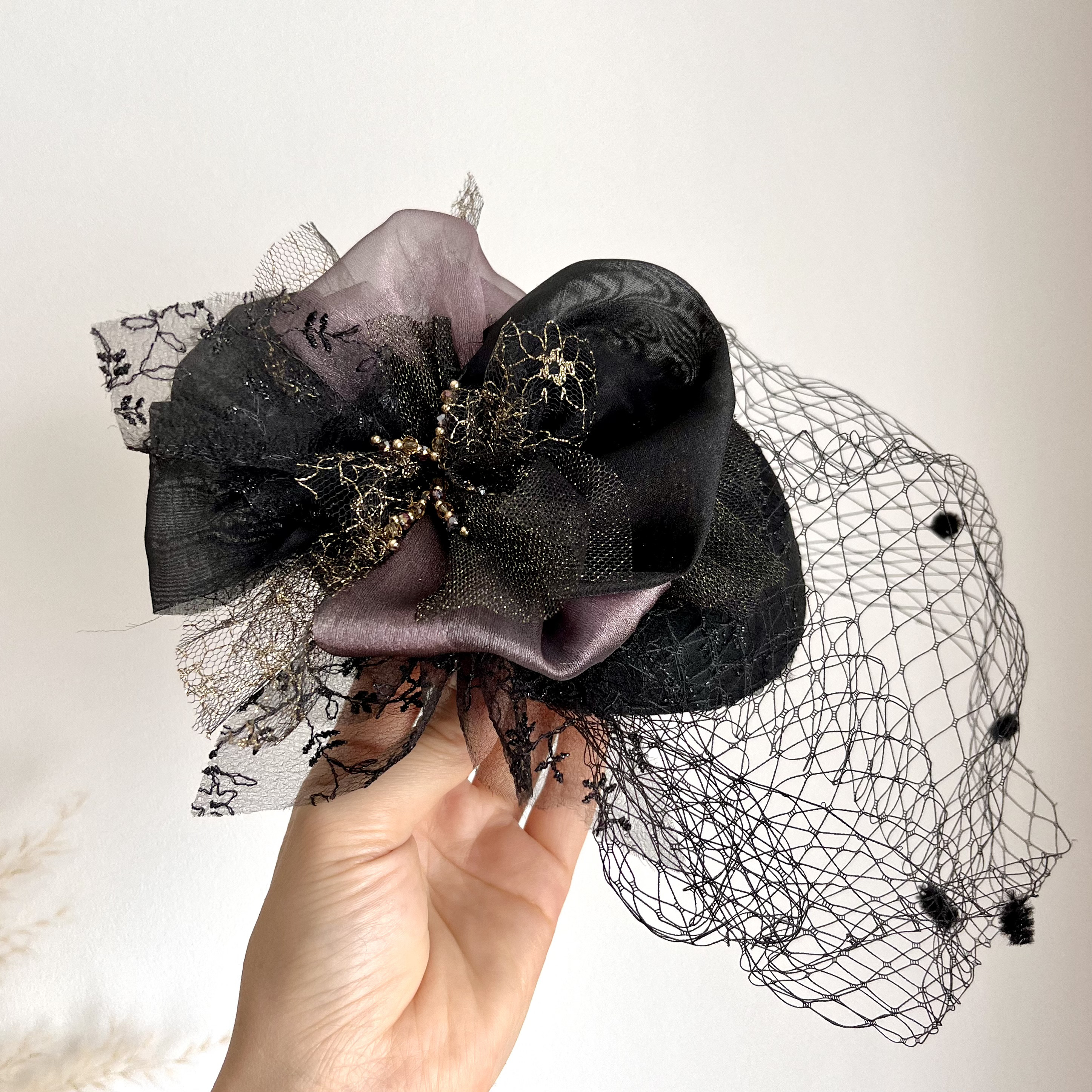《受注生産》トーク帽　ウエディングハット　カクテルハット　ヘッドドレス　和装　成人式　卒業式　着物　ウエディング