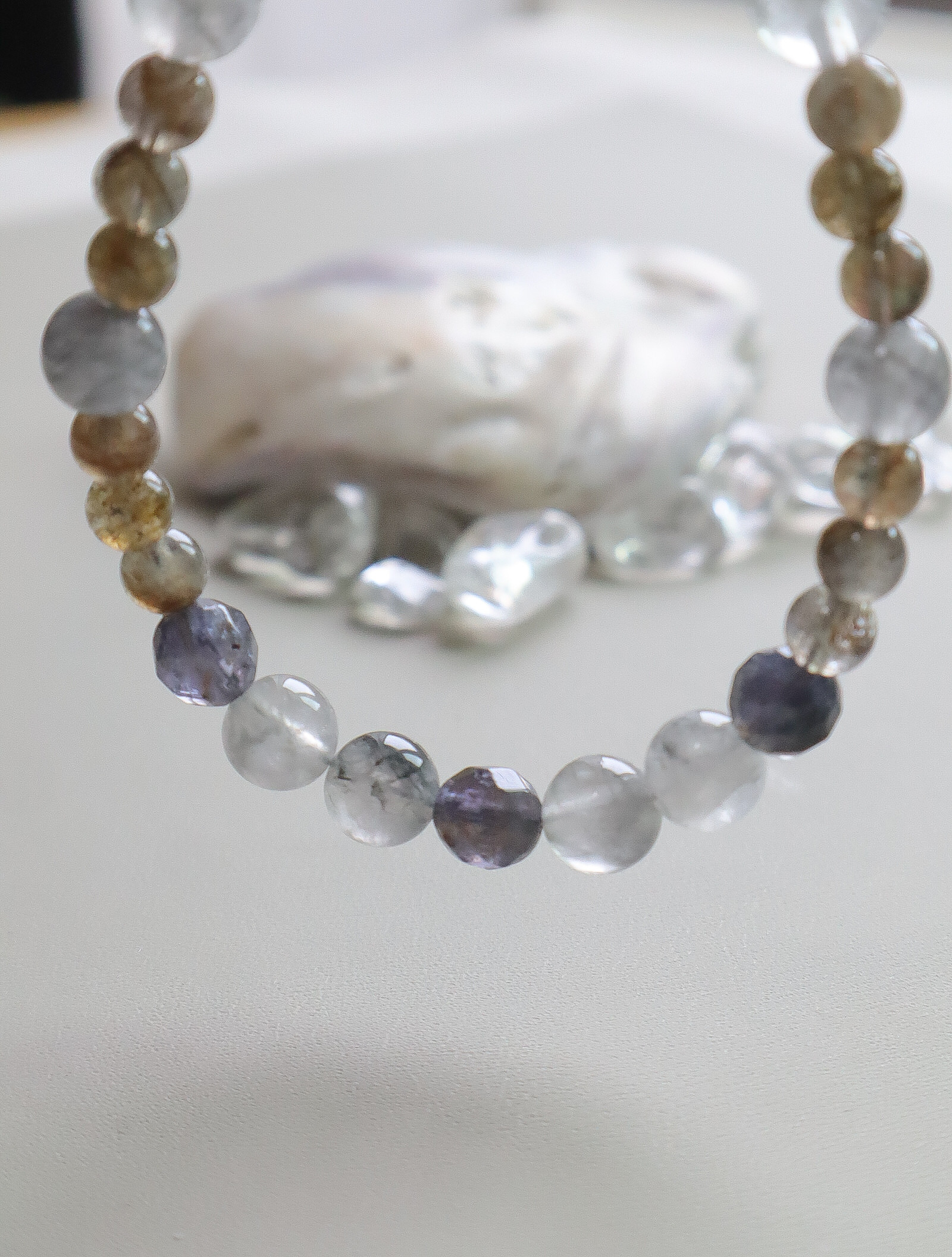 【メンズ】癒しの天然石ブレスレット　魚座　2月　3月誕生石　グレー　灰色　父の日　誕生日　アクアマリン　アイオライト