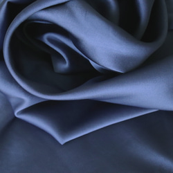 NO.8 サテン織りの薄地トリアセテート「サステナブル素材」 BLUE 2枚目の画像
