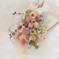 【ギフトに嬉しいメッセージカード付】花束にもなるドライフラワースワッグ〈パステル〉記念日・結婚式・送別品・お祝い 2枚目の画像