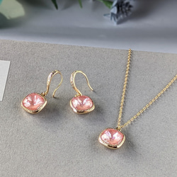 14Kgf pink-shell crystal Square 春色桜ピンクシェル×クリスタルネックレス 5枚目の画像