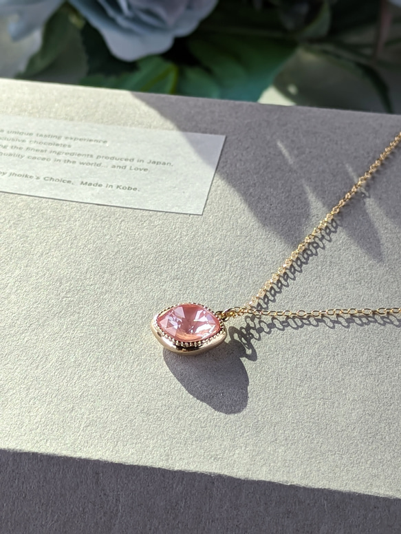 14Kgf pink-shell crystal Square 春色桜ピンクシェル×クリスタルネックレス 3枚目の画像