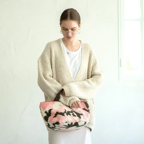 遊びゴコロのあるカモフラージュ柄 ボアバッグ トートバッグ アニマル