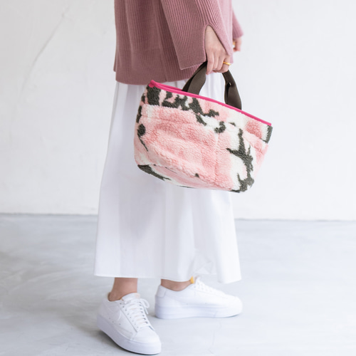 遊びゴコロのあるカモフラージュ柄 ボアバッグ トートバッグ アニマル