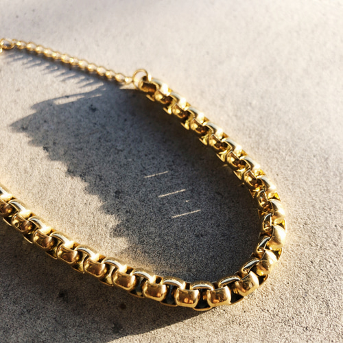 ettika 18k Gold Platingゴールドプレート 3連ネックレス Erika's】18k Gold Plated Necklace 18金ゴールドプレート