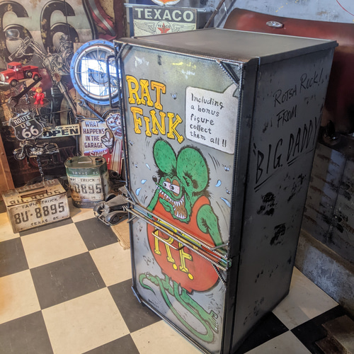 アメリカンヴィンテージな家 ガレージライフ 2ドア 冷凍冷蔵庫 ラット