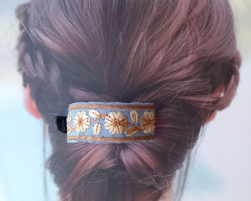 大人可愛いリボン半月アーチバナナクリップ☆レース刺繍リボン×ミンクファー 大人可愛いリボン半月アーチバナナクリップ☆レース刺繍リボン×ミンク