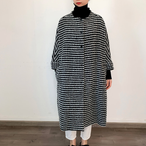 P*N様 b10 デヴォア 絹混 ツイード コート 黒/2 P*N様 b10 デヴォア 絹混 ツイード コート 黒/2