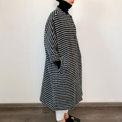en-enウール混紡ツイード・ドルマン袖コート黒×白 8枚目の画像
