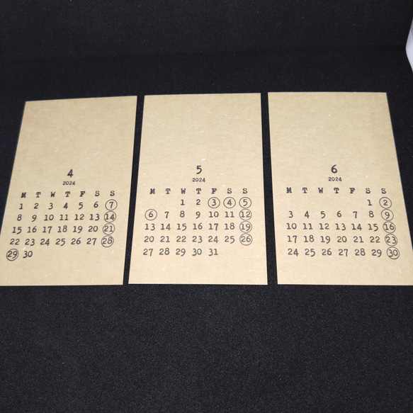 【2024】1枚ずつ手刷りの活版印刷カレンダー（名刺サイズ） 5枚目の画像