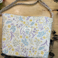 [Walking pochette] Botanical pattern unbleached string length ad 第2張的照片