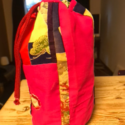 ロゴテープ手作り正絹着物のリメイクパッチワーク巾着バッグ 3枚目の画像