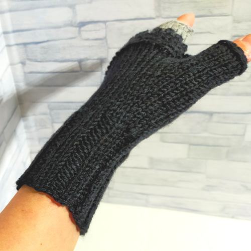 ハンドウォーマー 黒グレー ウール100% 編み物 手編み レース編み ④