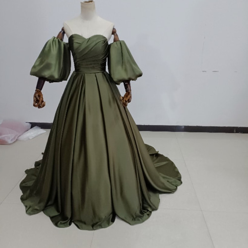 人気上昇！カラードレス オリーブグリーン/カーキ ベアトップ 取り外し  